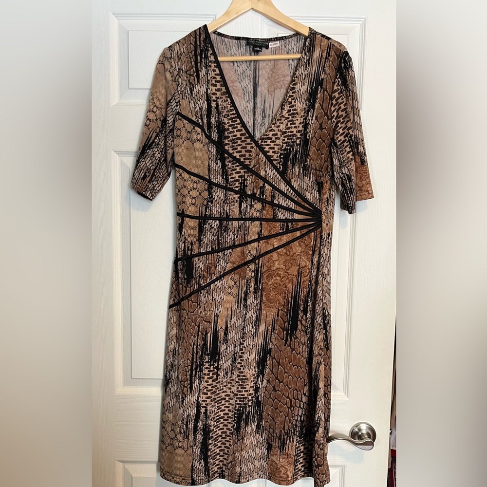Connected Apparel Patterned Dress